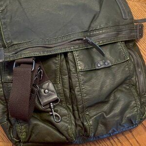 License71195 Messenger /Laptop Bag Unisex